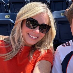 Meet your Posher, Clara